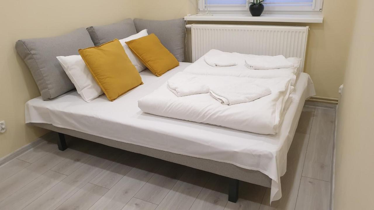 Szczawno-zdroj -walbrzych Apartment *